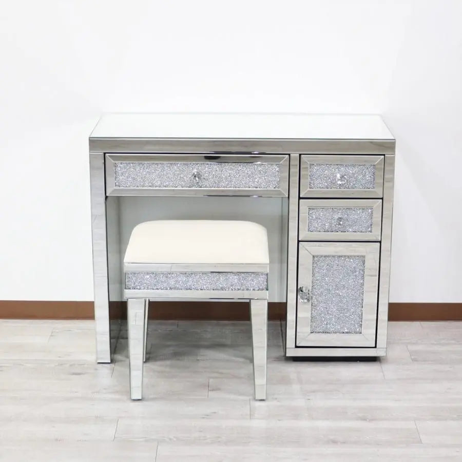 Crushed diamond dressing table featuring an exquisite design TARLEE